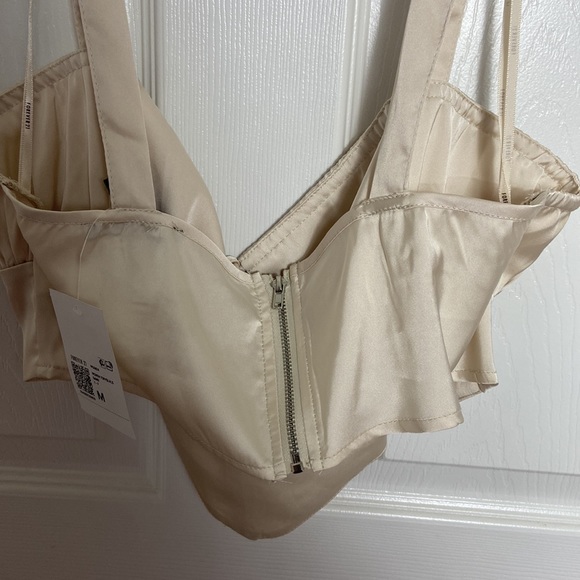 Forever, 21 top medium cropped sand, zipper in back tie in front - Picture 5 of 6